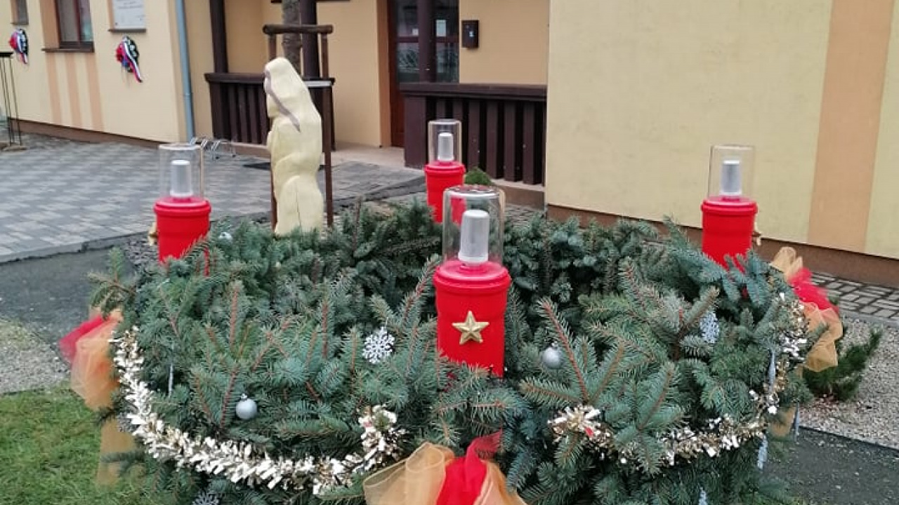 Fotografia fotogalérie Adventný veniec 27.11.2021