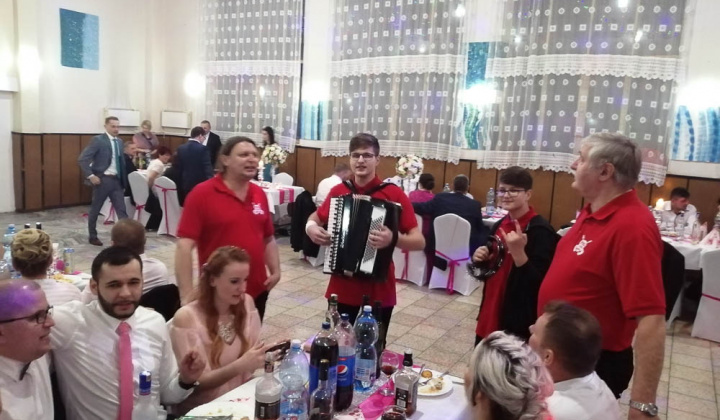 17. fotografia fotogalérie 2. Ples obce 2.3.2019