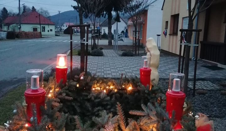 Adventný veniec 27.11.2021