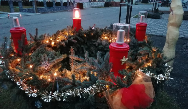 Adventný veniec 27.11.2021