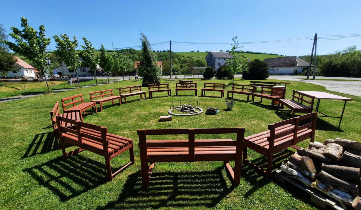 3. fotografia fotogalérie Stavanie mája 2024